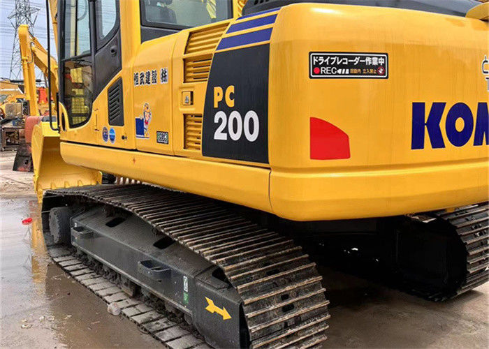 20トンの安価で使った掘削機 日本輸入 コマツーPC200-8 性能が良くて労働時間が少ない