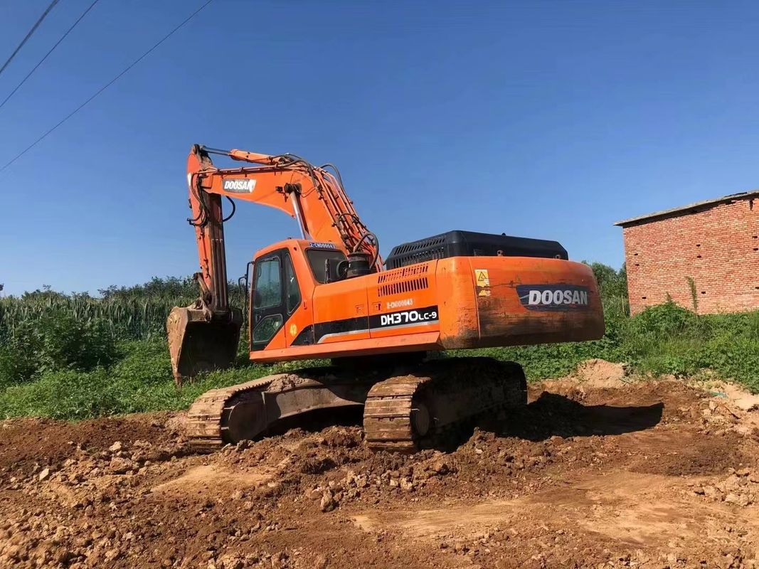 37トンの作業用古着掘削機 経験豊富な 韓国からの輸入 ドーサン DH370LC-9 状態良好