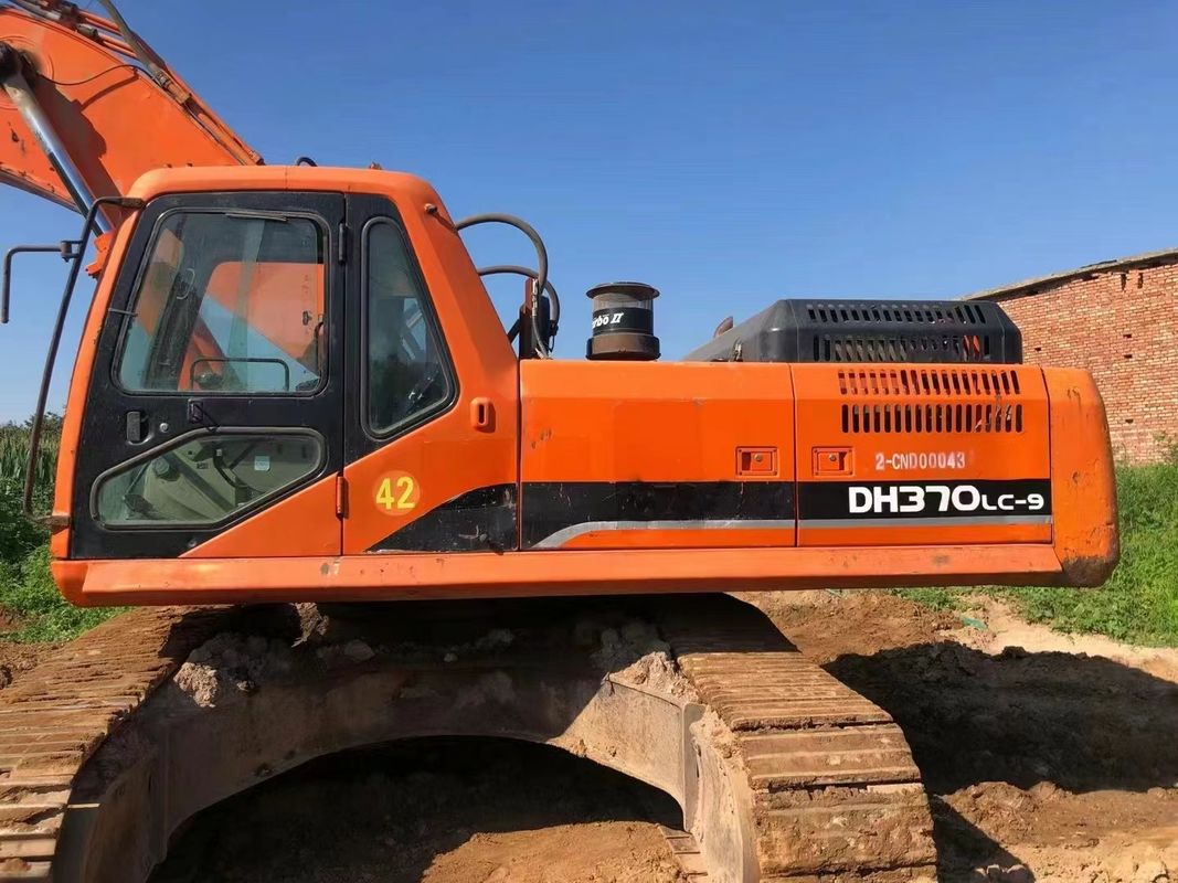 37トンの作業用古着掘削機 経験豊富な 韓国からの輸入 ドーサン DH370LC-9 状態良好