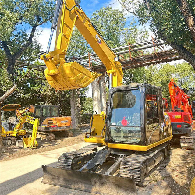 7トンのほぼ新しい 日本から輸入された クローラー掘削機 中古 改装 CAT 307 D