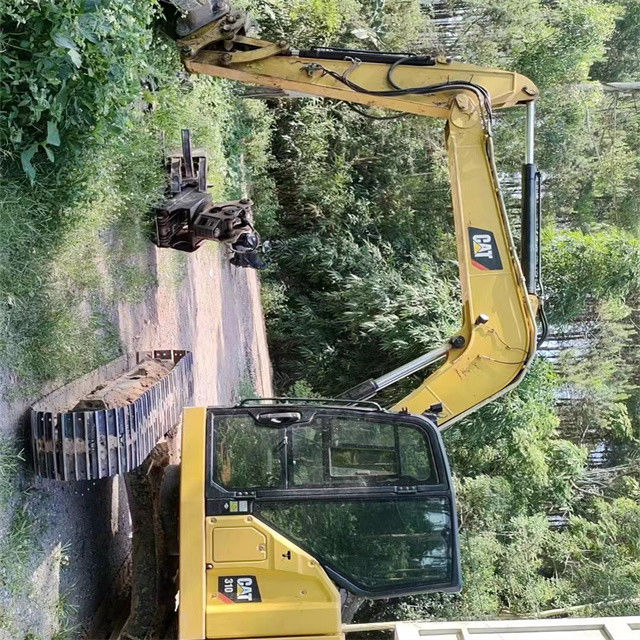 9.44トンのほぼ新しい 日本から輸入された クローラー掘削機 改装済み CAT 310