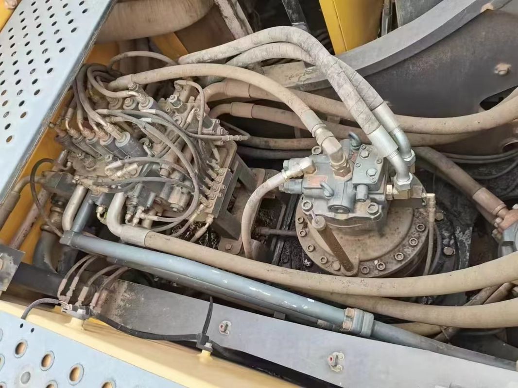 スウェーデンから輸入された高品質のボルボEC350DL クローラー掘削機