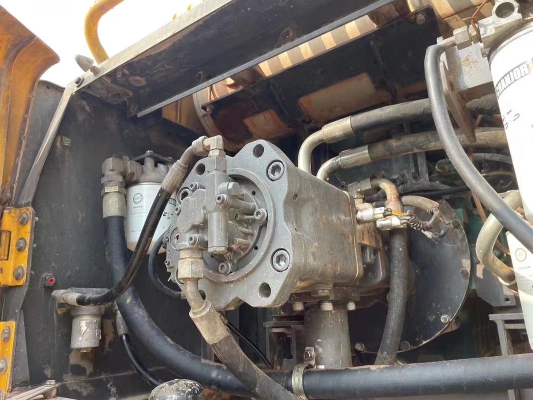 スウェーデンから輸入された高品質のボルボEC350DL クローラー掘削機
