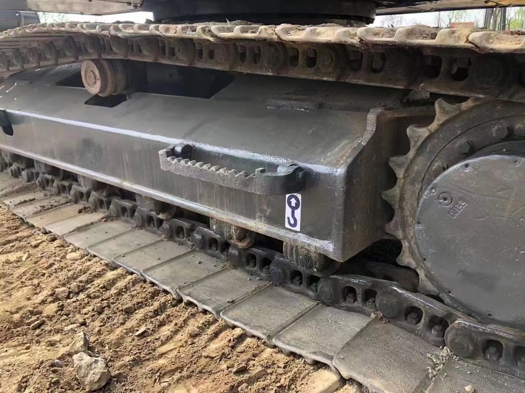 スウェーデンから輸入された高品質のボルボEC140D クローラー掘削機