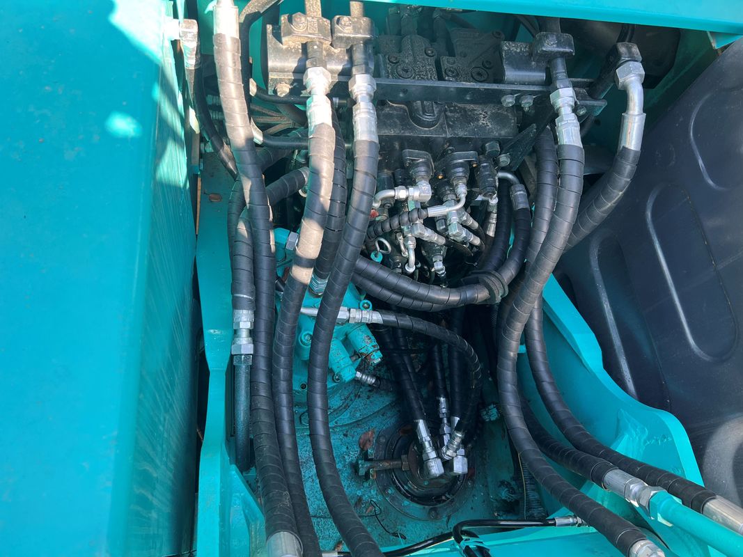 中古掘削機 コベルコ Sk140lc 8 クローラー掘削機 クレーン 重量 13.3t