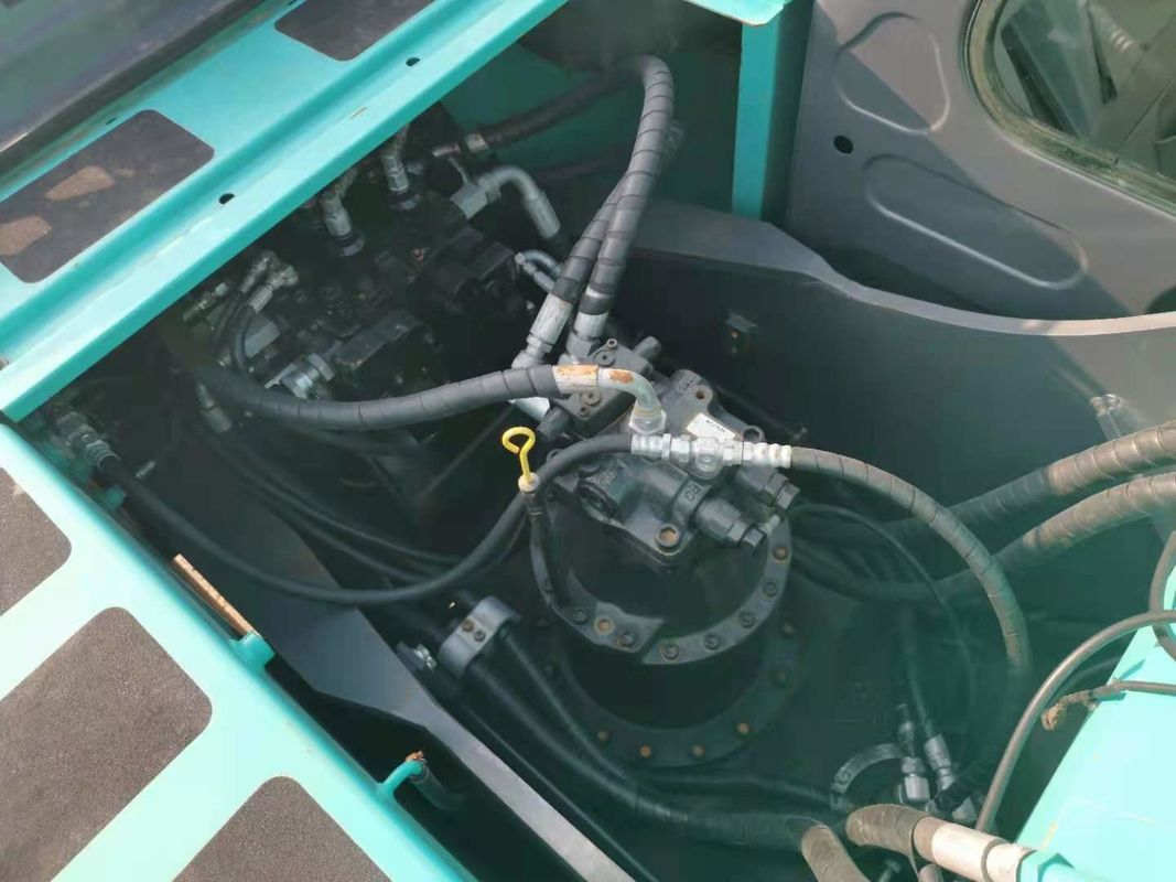 復旧された掘削機 コベルコ Sk200 8 スーパー X Yn12 重量 21.8t 118kW エンジンパワー