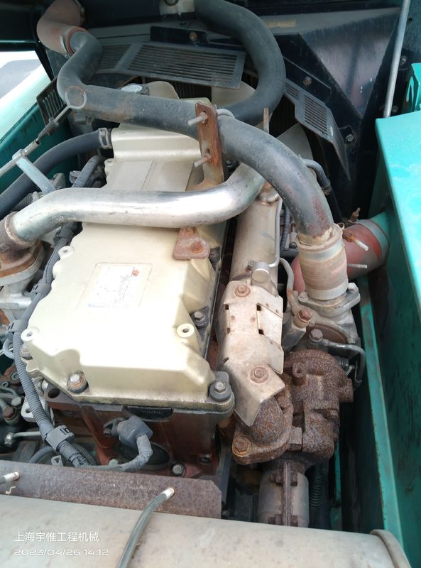 170 KN テアアウト コベルコ Sk250d 掘削機 重量 24.7t エンジンパワー 131kW