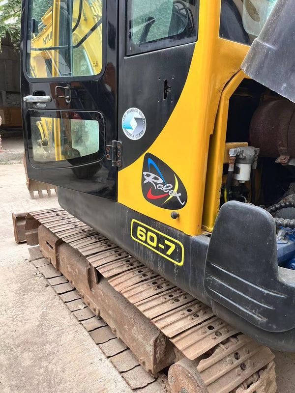 中古ハインダイR60 バケット容量 最大0.18 M3 5.6m 輸送長さ