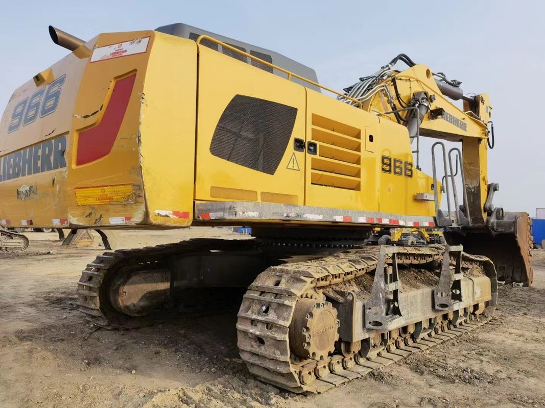 使用済み Liebherr R966 作業に備えており,経験豊富なドイツ製で,良好な状態で輸入されています.