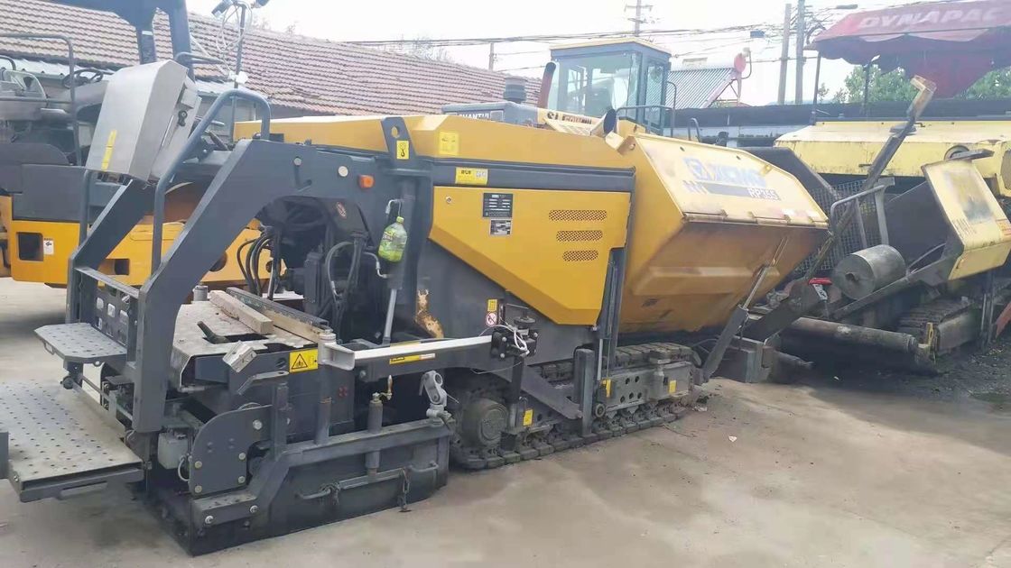 小型クローラー型アスファルトパバー XCMG RP355 小規模エンジニアリングプロジェクトのためのオリジナル