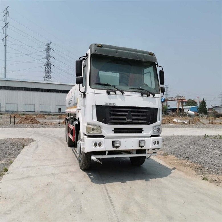 シノ トラック HOWO 6x4 ウォーター トラック 12-16m 噴水面 25000kg 総車両重量