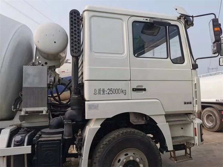 中古 Shacman F3000 コンクリートセメントミクサー トラック 20r/min 混合ドラム速度