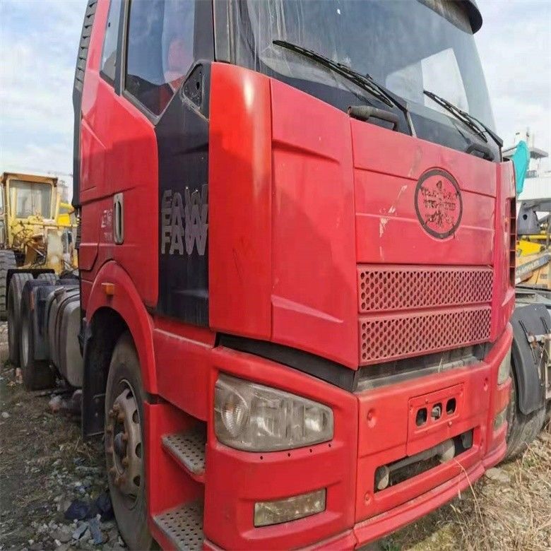 10 前向きシフト番号 使用されたFaw トラクター マルチメディアシステム付き重貨車 6*4