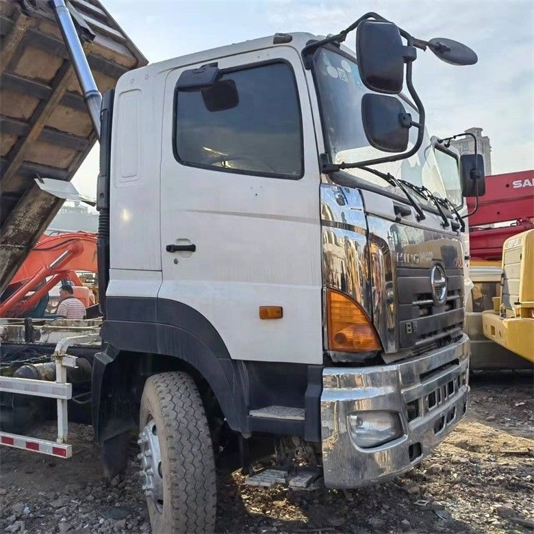 マルチメディアシステム使用 HINO 6*4 重荷700 重工用ダンプトラック