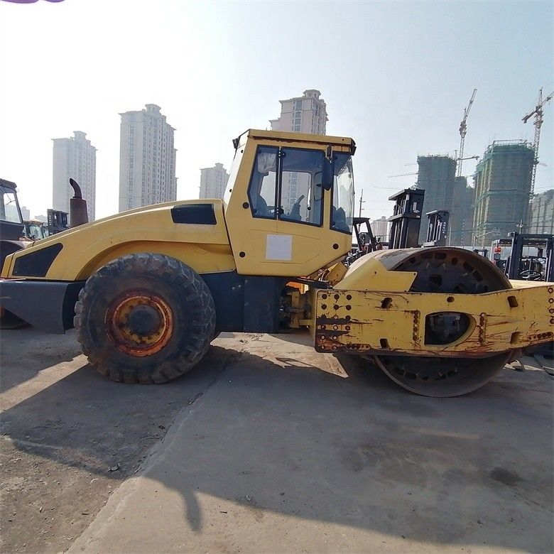 大人気 BW 226DH-4 コンパクター ボマグ 2000-2100 作業時間