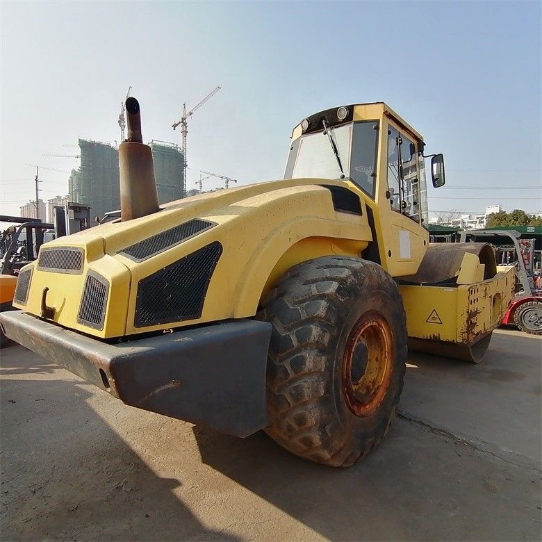 大人気 BW 226DH-4 コンパクター ボマグ 2000-2100 作業時間