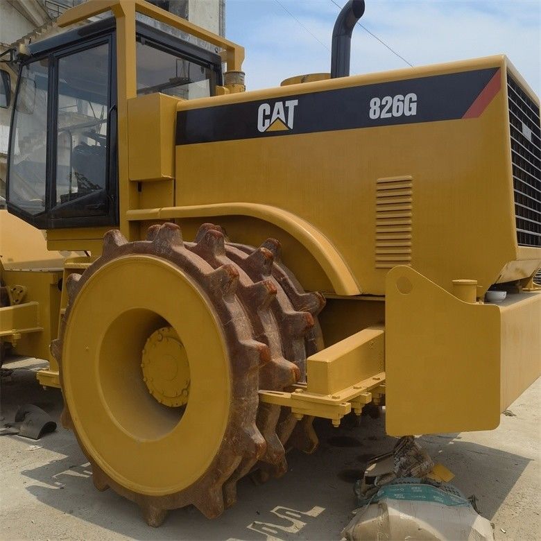 35トン 中古 カタピラーキャット 826G コンパクター 状態が良好 日本原色