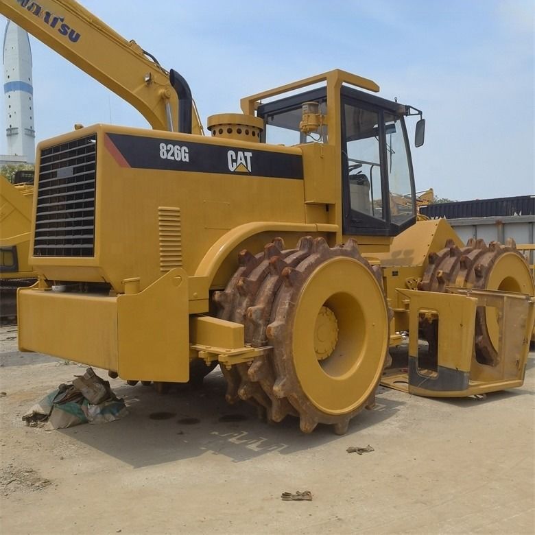 35トン 中古 カタピラーキャット 826G コンパクター 状態が良好 日本原色