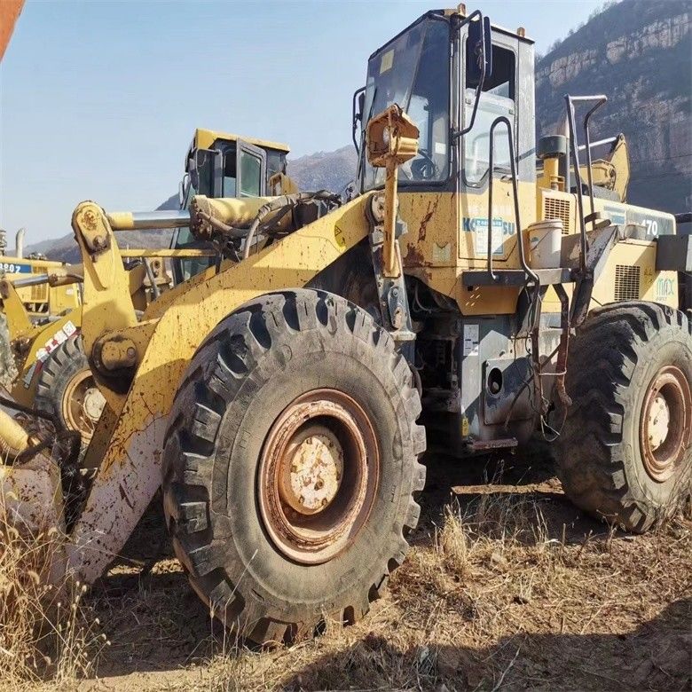 優れた2016年 コマツー WA470-3 輪載荷機 6.5立方容量 23トンの荷重 格安