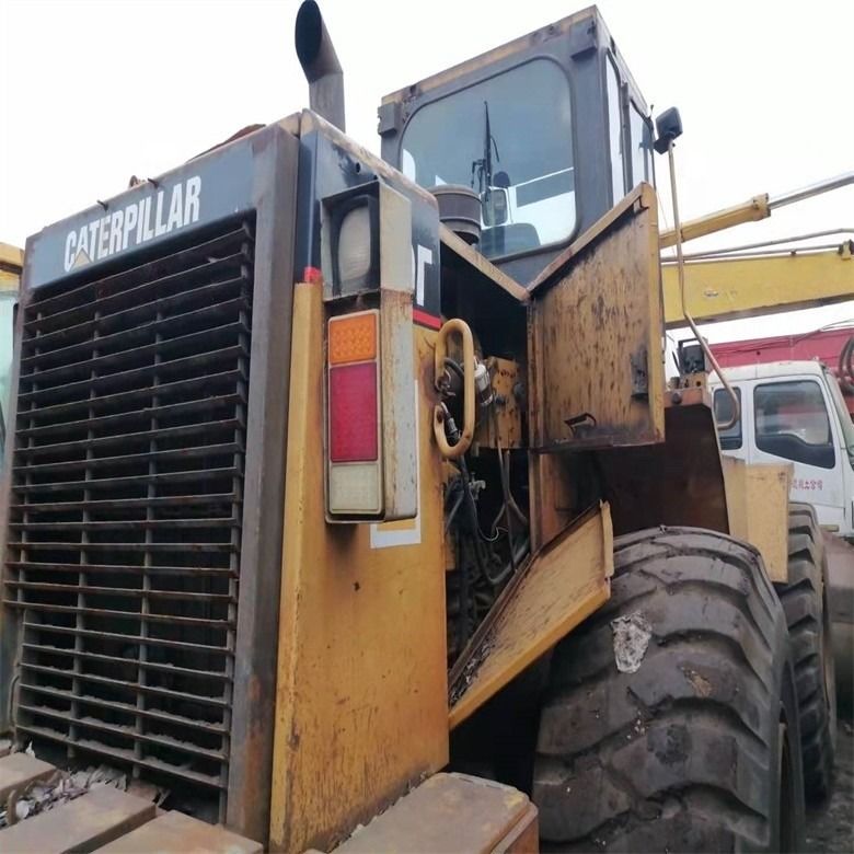 Caterpillar 950F 17トンのホイールローダー 6.6Lの排気量と3200~3300時間の作業時間