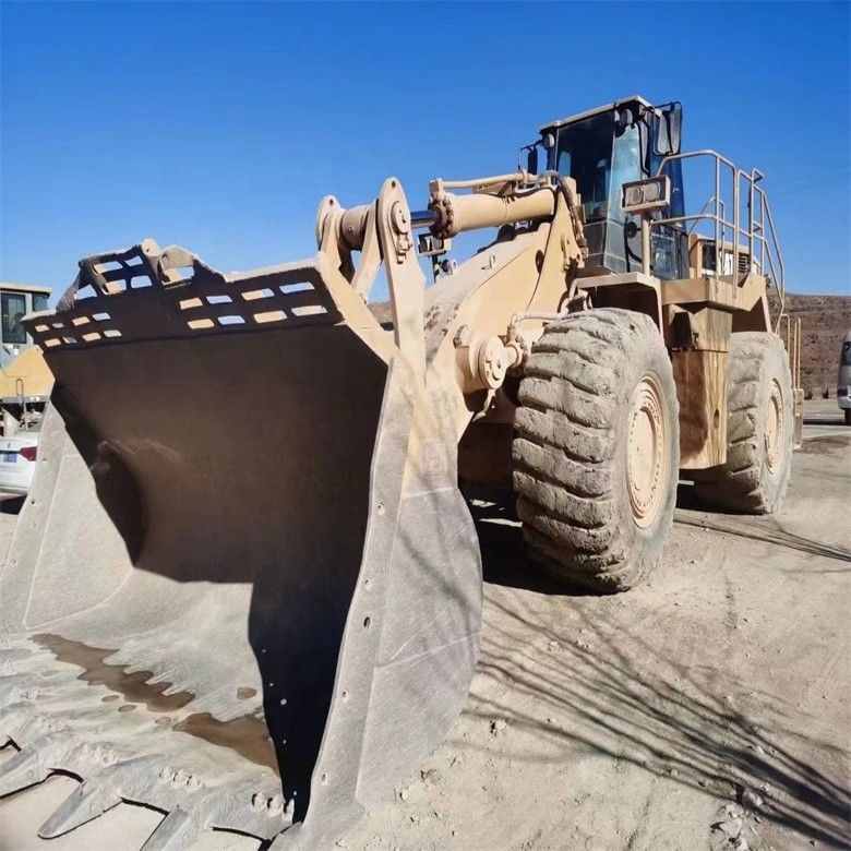 中古キャタピラー CAT 988G 988 50トンの車輪積載機 最大放出高4.46m