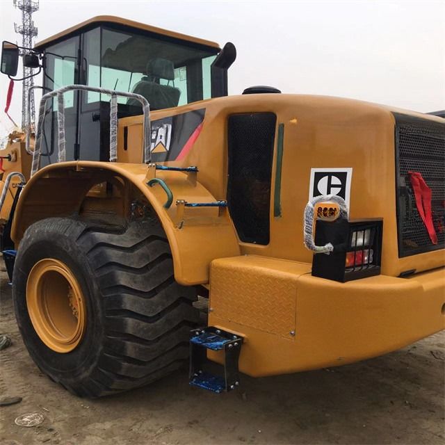 24トンの使用済みCAT 966h 低労働時間の車輪ロード機 日本製
