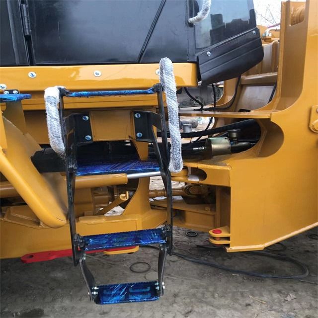 24トンの使用済みCAT 966h 低労働時間の車輪ロード機 日本製
