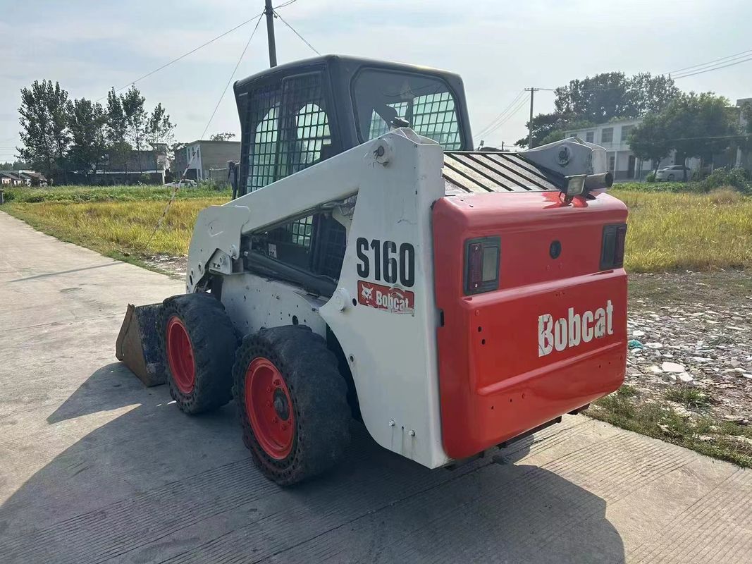 重作業用 4WD 輪載荷機 BOCAT S60